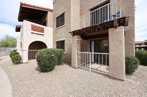 unit-1038-5757 W Eugie Ave, Glendale, AZ, 85304-1244 | Card Image