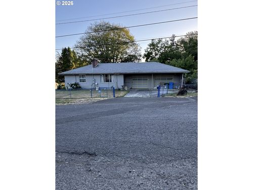 15205 Se Lee Ave, Milwaukie, OR, 97267 | Card Image