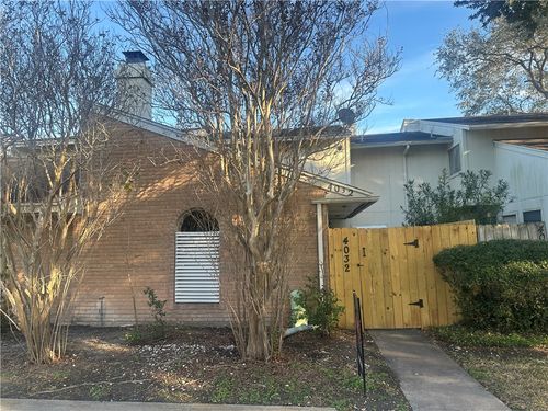 4032 Ogrady Dr, Corpus Christi, TX, 78413-3001 | Card Image