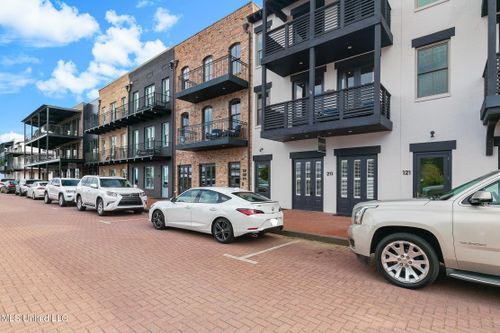 ste-321-145 Republic St, Madison, MS, 39110-6853 | Card Image