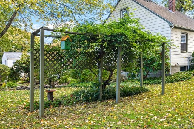 15 S Bartlett Rd, House other with 3 bedrooms, 1 bathrooms and 4 parking in Quaker Hill CT | Image 36