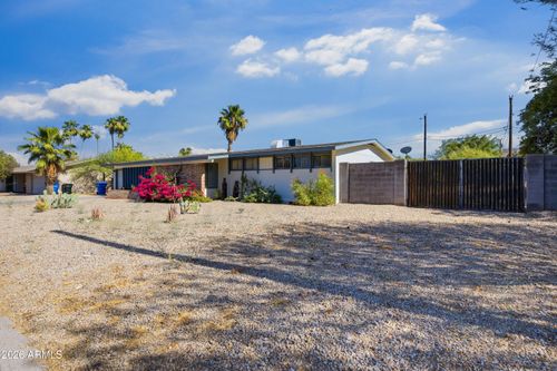 4213 E Sahuaro Dr, Phoenix, AZ, 85028-3522 | Card Image