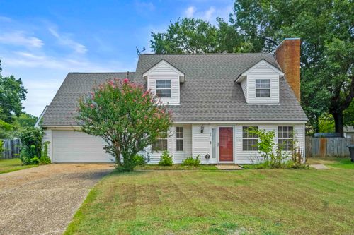 26 Wright Cir, Jacksonville, AR, 72076-5043 | Card Image