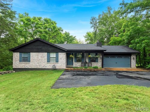 575 E Villa Ridge Rd, Villa Ridge, MO, 63089-2023 | Card Image