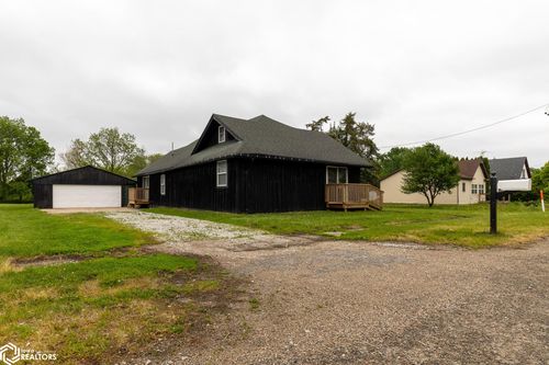 112 W Railroad Ave, Dawson, IA, 50066-8040 | Card Image
