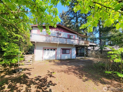 111 Ne Briggadun Dr, Belfair, WA, 98528-9278 | Card Image
