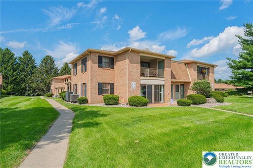 2776 Rolling Green Pl, Macungie, PA, 18062-1440 | Card Image