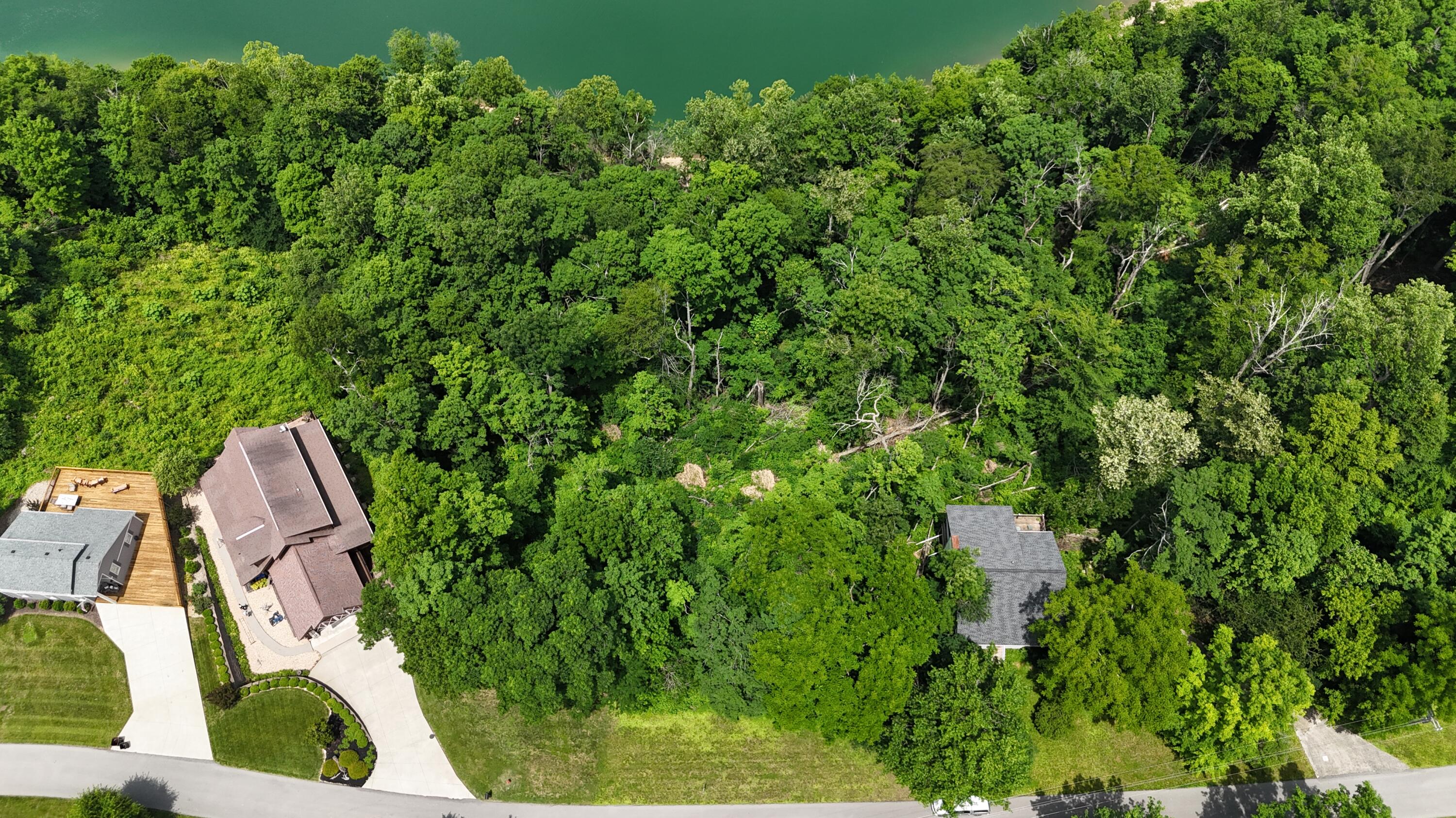 Land in Jamestown