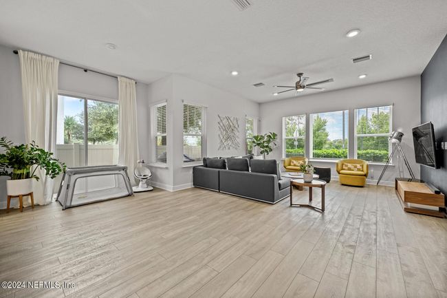7442 Beach Walk Pl, House other with 3 bedrooms, 3 bathrooms and null parking in JACKSONVILLE FL | Image 10