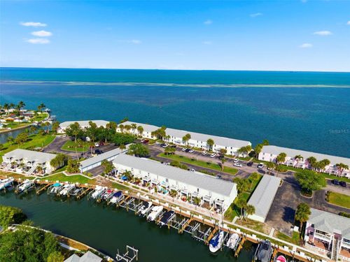 4751 Coquina Key Dr Se, ST PETERSBURG, FL, 33705-4812 | Card Image