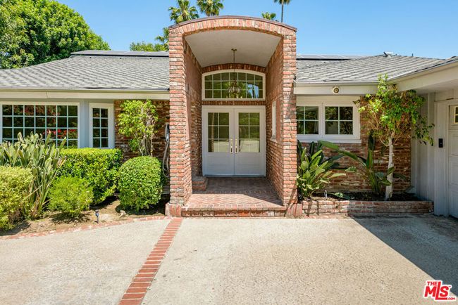 8760 White Oak Ave, House other with 4 bedrooms, 4 bathrooms and 8 parking in Sherwood Forest CA | Image 5