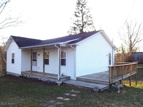 203 Counts Rd, Spencer, WV, 25276-1638 | Card Image