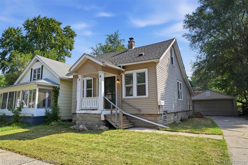 20050 Winston St, Detroit, MI, 48219-1051 | Card Image