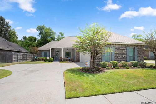 11376 Oak Run Dr, Geismar, LA, 70734-3094 | Card Image