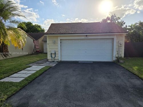 1354 Pelican Ct, Homestead, FL, 33035-1031 | Card Image