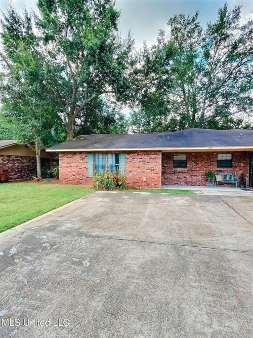 a-1113 Hickory Dr, Long Beach, MS, 39560-3225 | Card Image