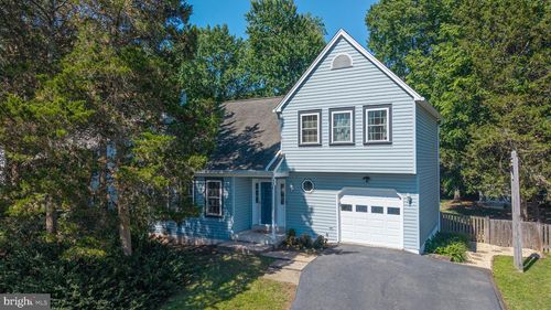 4350 Silas Hutchinson Dr, CHANTILLY, VA, 20151-1326 | Card Image