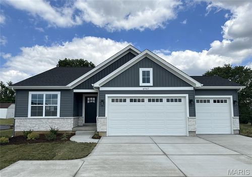 4947 Butler Hill Rd, Saint Louis, MO, 63128-3475 | Card Image