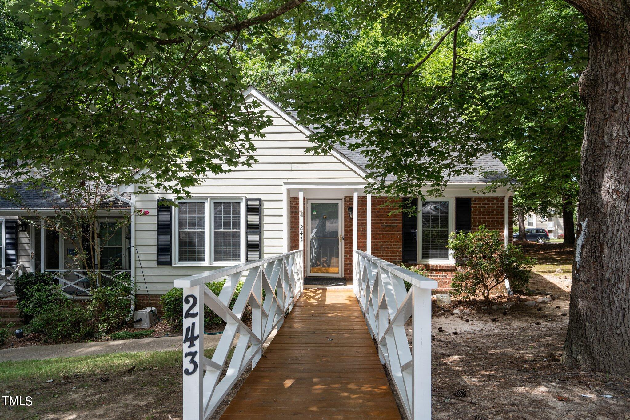 Wetherburn Ln, Raleigh, NC 27615