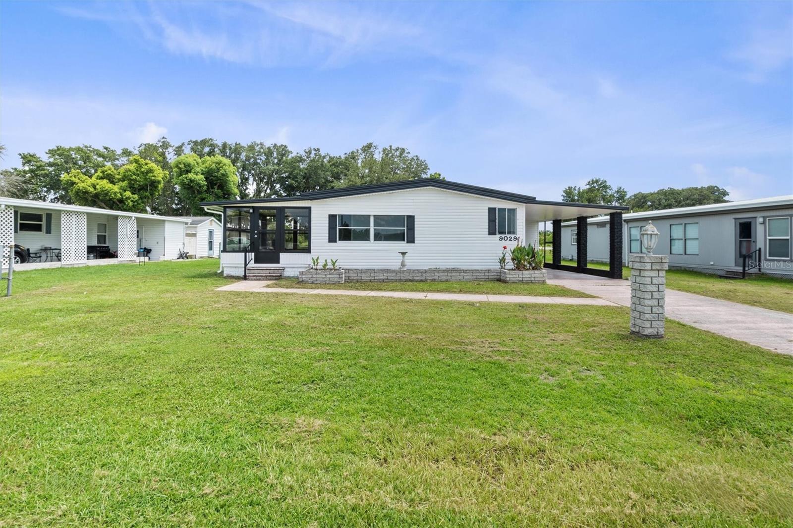 Sarah Dr, Polk City, FL 33868