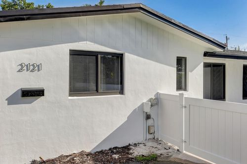 2121-2121 Ne 51st Ct, Fort Lauderdale, FL, 33308-3819 | Card Image