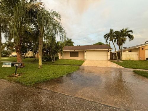 5340 Guildcrest St, Lake Worth, FL, 33463-5806 | Card Image