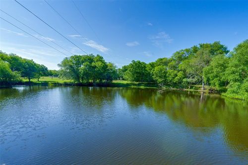 10745 Rosemar Ln, Adkins, TX, 78101-9683 | Card Image