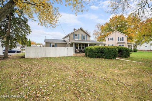 1213 Dixie Hwy, Rossford, OH, 43460-1405 | Card Image