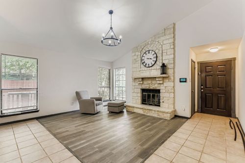1909 Egger Ave, Round Rock, TX, 78664-2251 | Card Image