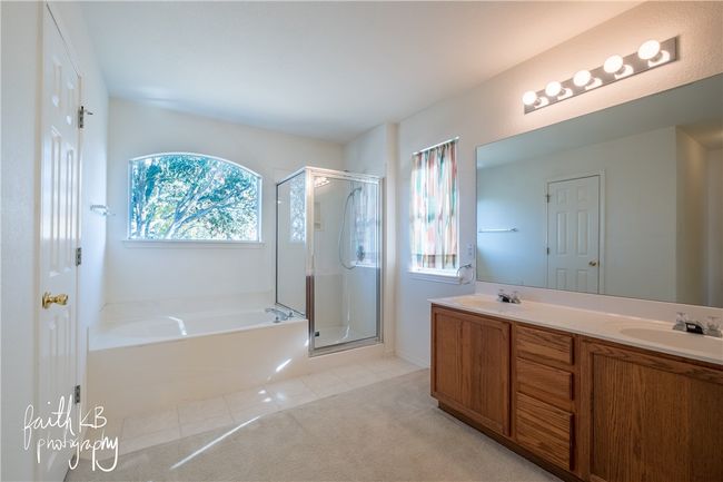 2006 Charlotte Way, House other with 3 bedrooms, 2 bathrooms and 2 parking in Round Rock TX | Image 11