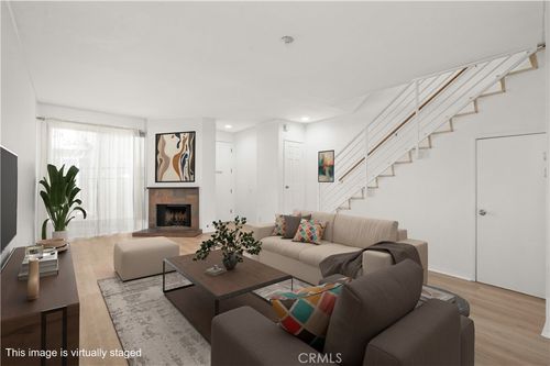 38-2339 34th St, Santa Monica, CA, 90405-2136 | Card Image