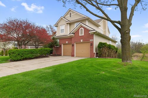 31216 Kingswood Blvd, Novi, MI, 48377-1625 | Card Image