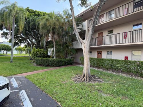 s103-8301 Sands Point Blvd, Tamarac, FL, 33321-8516 | Card Image