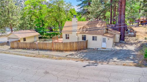 1131 Apple Ave, Wrightwood, CA, 92397 | Card Image