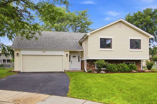 782 Balboa Ter E, Bartlett, IL, 60103-4773 | Card Image
