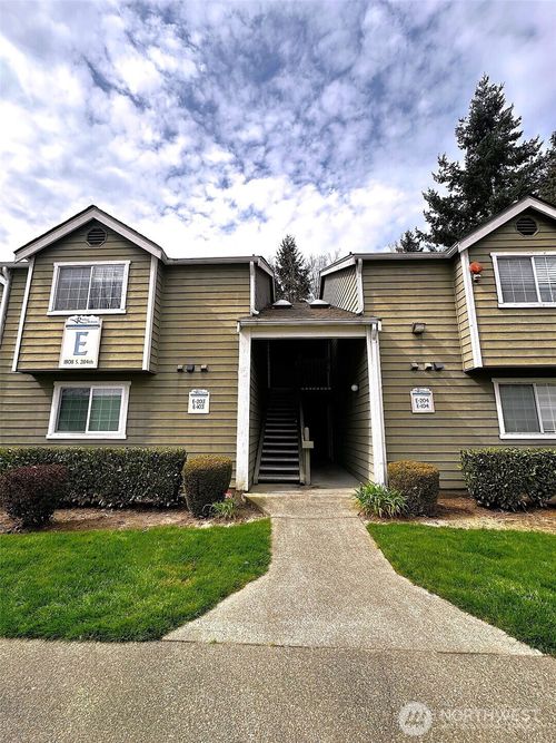 e203-1808 S 284th Ln, Federal Way, WA, 98003-9298 | Card Image