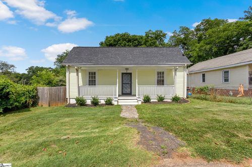 5 Conyers St, Greenville, SC, 29609-5225 | Card Image