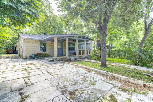 1807 San Jose St, Georgetown, TX, 78626-8130 | Card Image