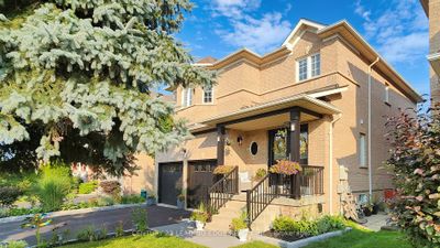 172 Drummond Dr, House other with 4 bedrooms, 4 bathrooms and 4 parking in Maple ON | Image 2