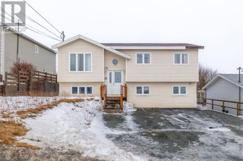 28 Paradise Rd, Paradise, NL, A1L3B2 | Card Image