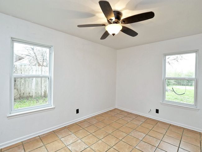 1 - 1804 Sylvan Dr, House other with 3 bedrooms, 2 bathrooms and 2 parking in Austin TX | Image 16