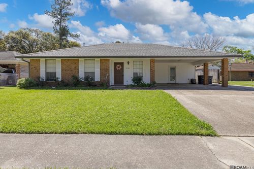 16522 Batavia Ave, Baton Rouge, LA, 70817-5613 | Card Image