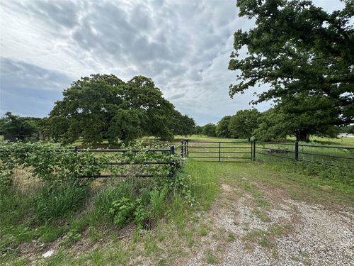 4532 Waples Road, Granbury, TX, 76049 | Card Image