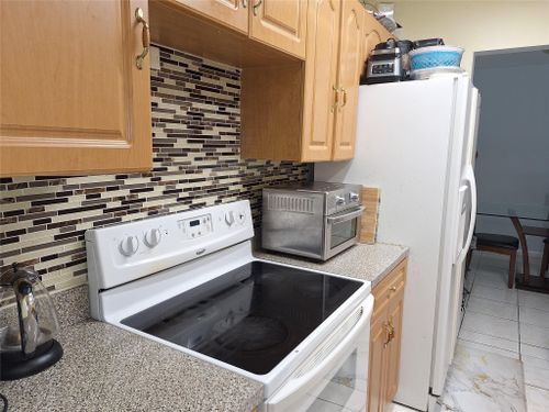 apt-1c-2970 Nw 55th Ave, Lauderhill, FL, 33313-1442 | Card Image