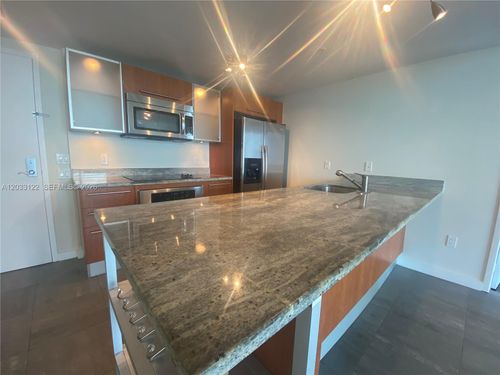 4206-185 Sw 7th St, Miami, FL, 33130-2990 | Card Image