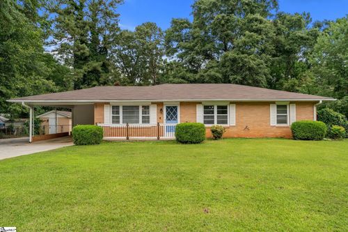 12 Dendy St, Pelzer, SC, 29669-1539 | Card Image