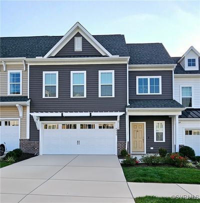 6840 Dunton Road, Townhouse with 4 bedrooms, 3 bathrooms and null parking in Chesterfield VA | Image 1