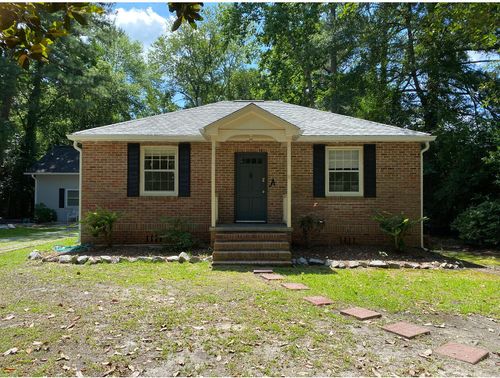 103 N Laurel St, Summerville, SC, 29483-6518 | Card Image