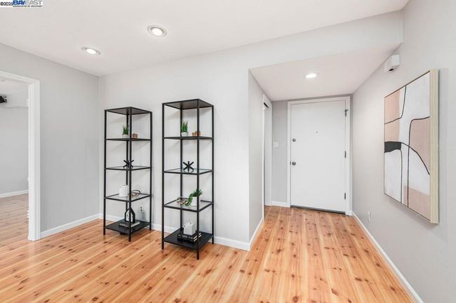285 Edythe St, House other with 3 bedrooms, 2 bathrooms and 2 parking in Livermore CA | Image 5