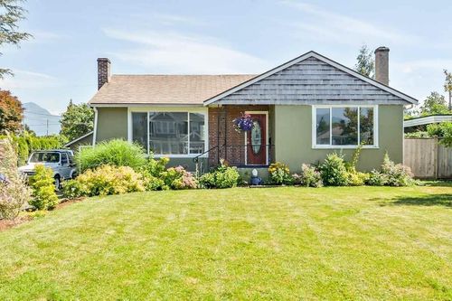46496 Mayfair Ave, Chilliwack, BC, V2P3J2 | Card Image